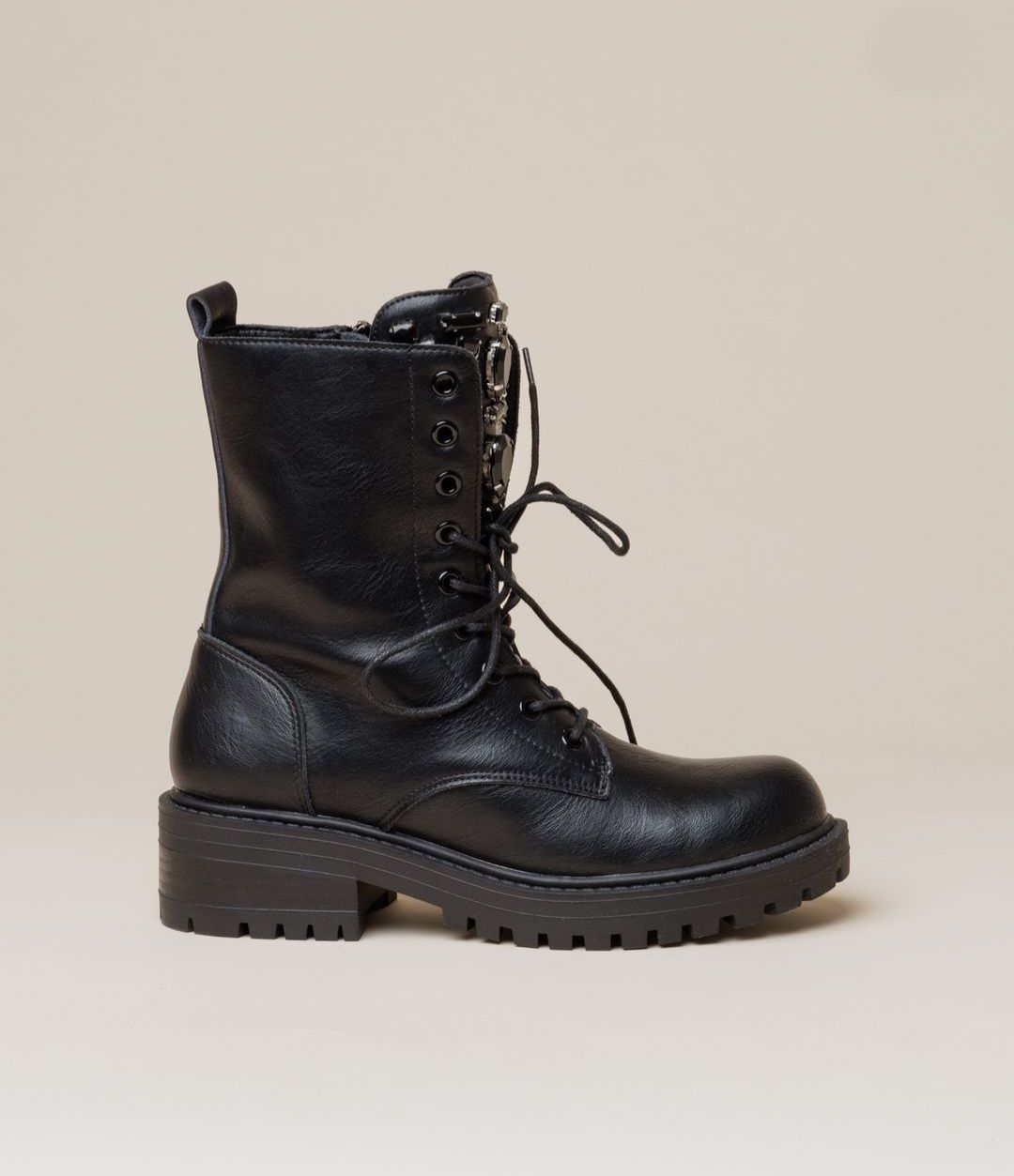 Francesco Milano anfibio pietre