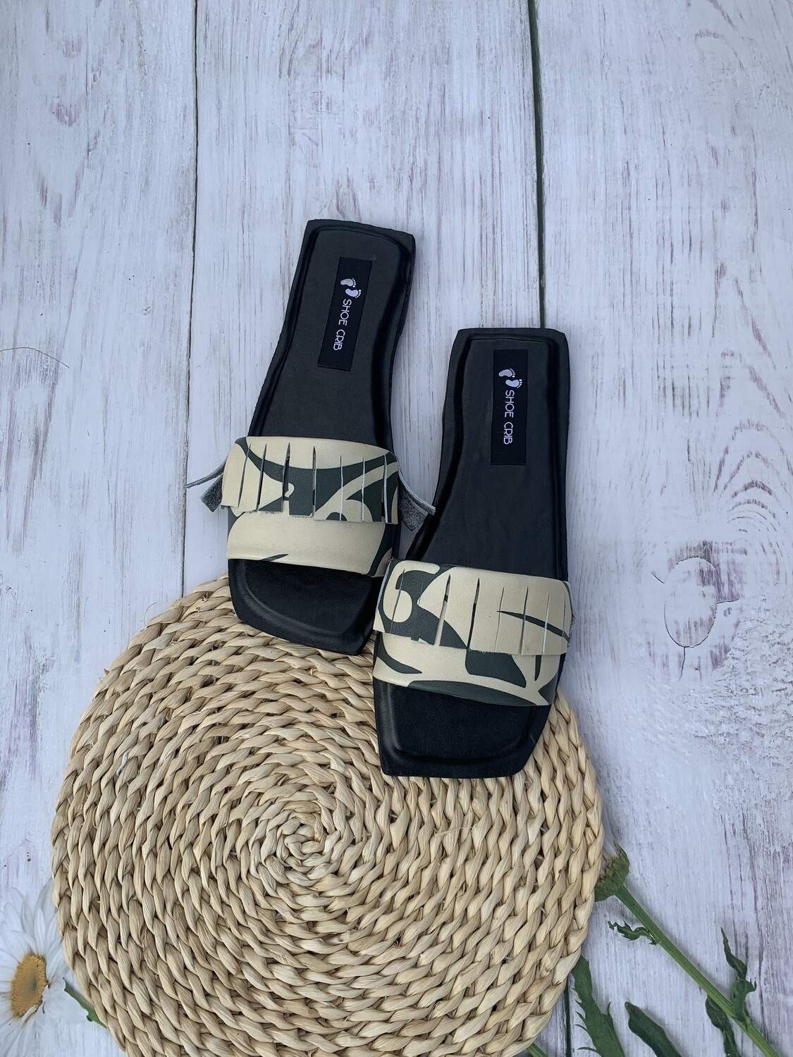 Faari Hers Pair