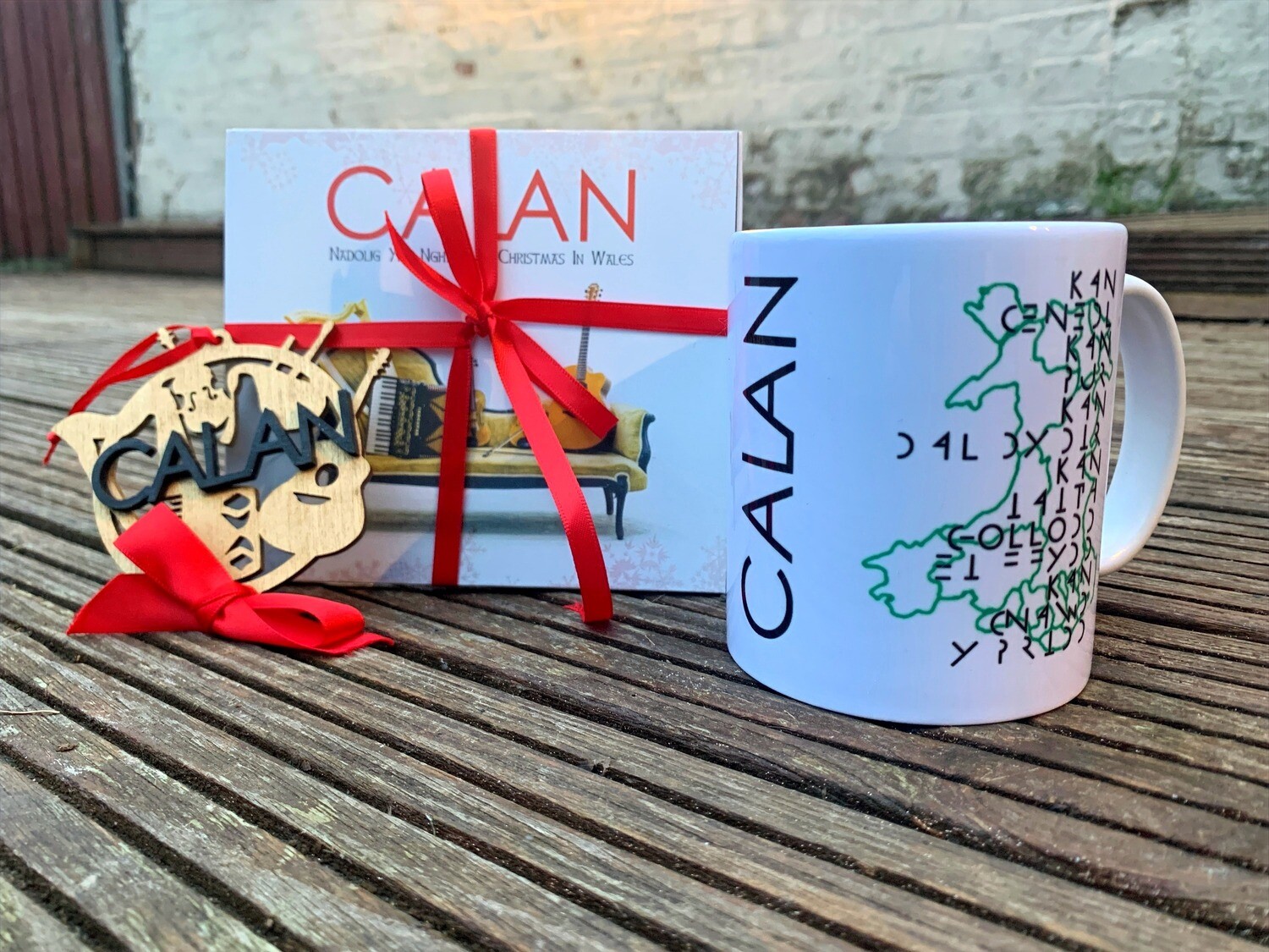 Christmas Bundle - Bauble, 'Christmas in Wales', CD, Kan Mug Christmas Bundle - Bauble, 'Christmas in Wales', CD, Kan Mug