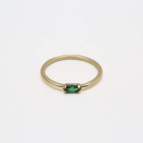 BAMBU Dainty Emerald Ring