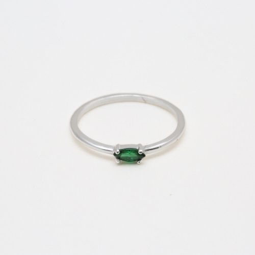 BAMBU Dainty Emerald Ring
