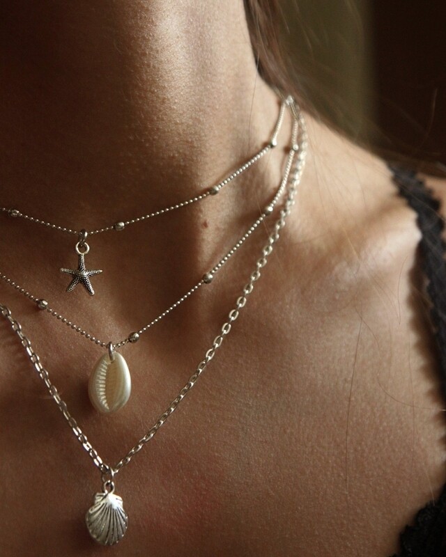 NECKLACE 3 CADENAS