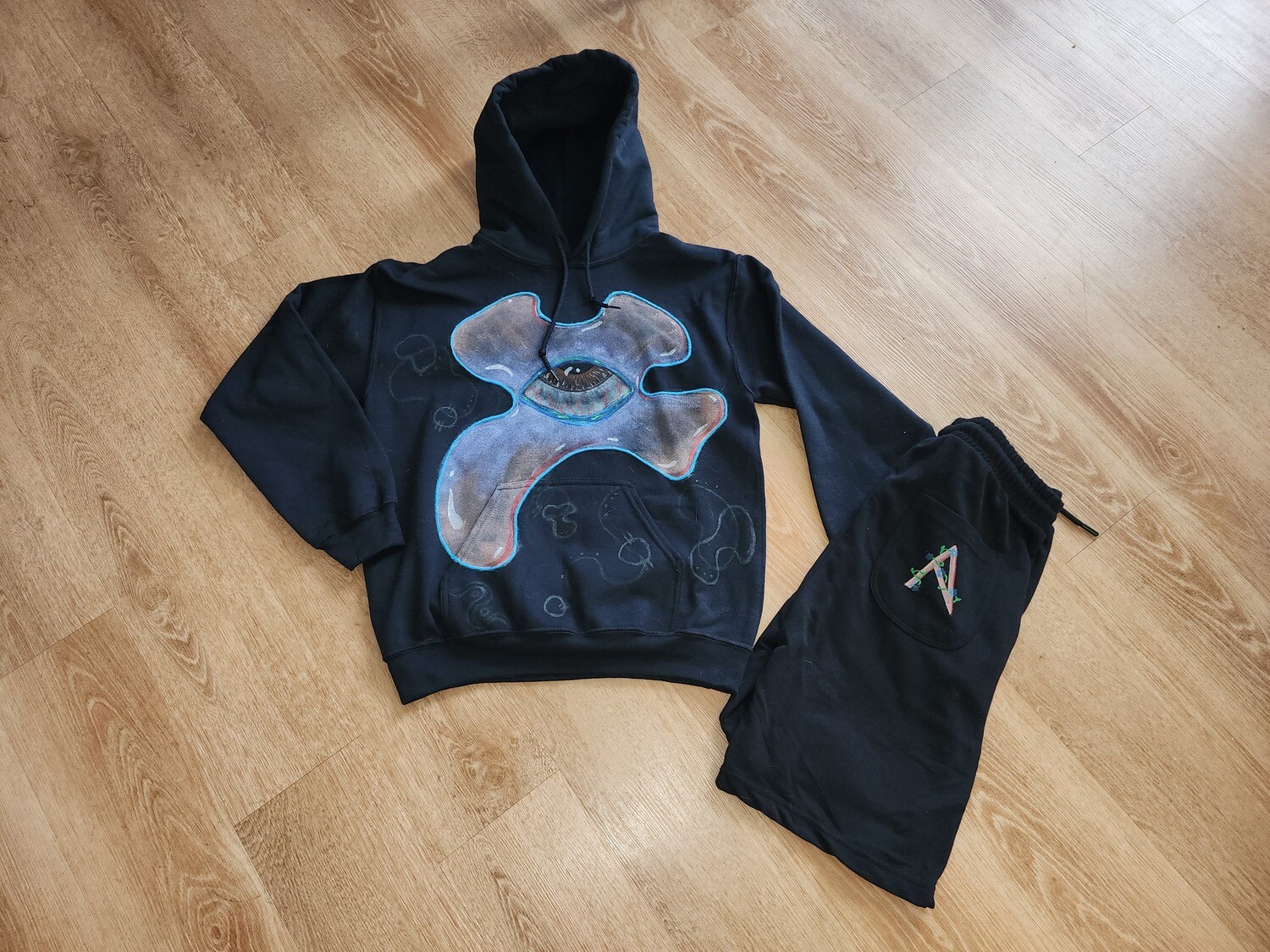 Graphic Eye 2 piece set