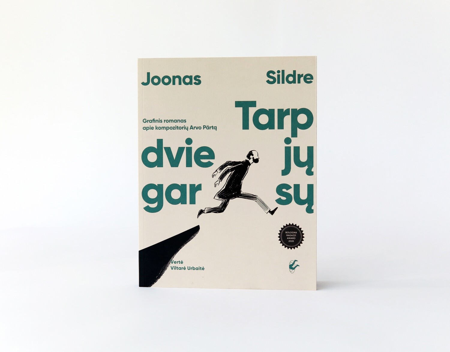 Tarp dvieju garsu
