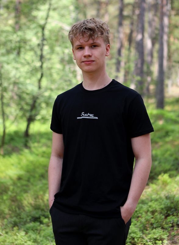 T-särk Fratres