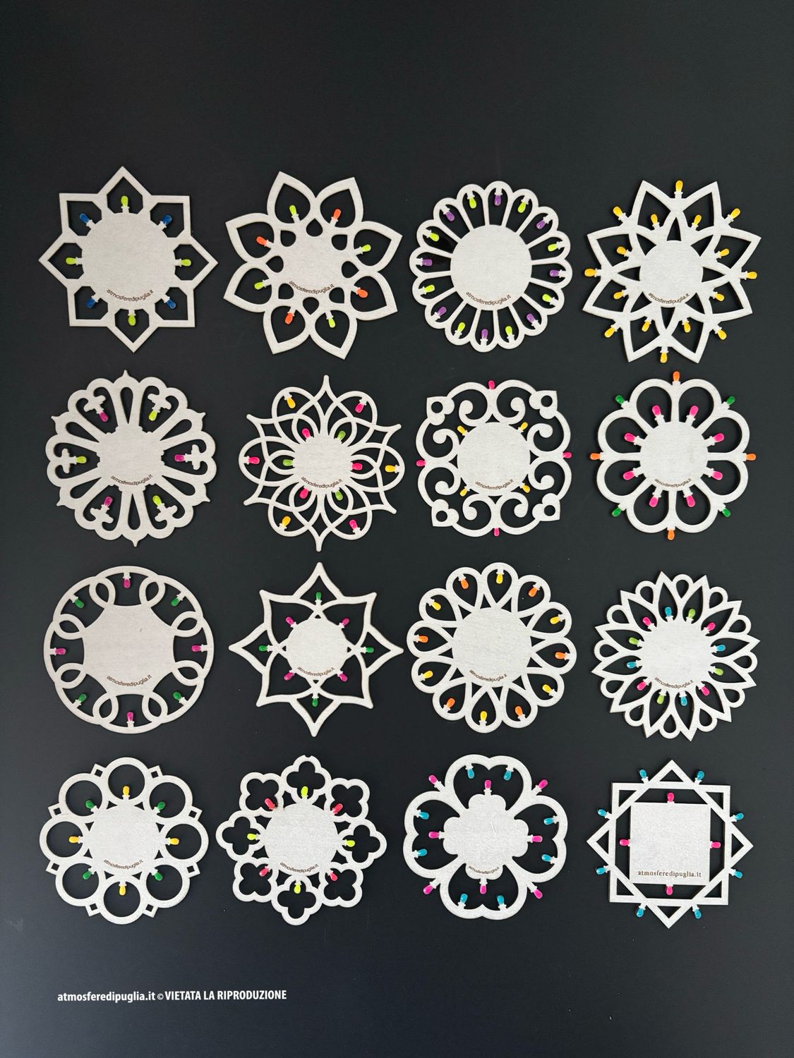 Magneti Segnaposto LUMINARIE personalizzati (minimo 100 pz) Magneti Segnaposto LUMINARIE personalizzati (minimo 100 pz)