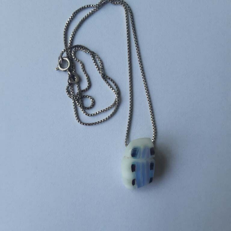 collier uiltje
