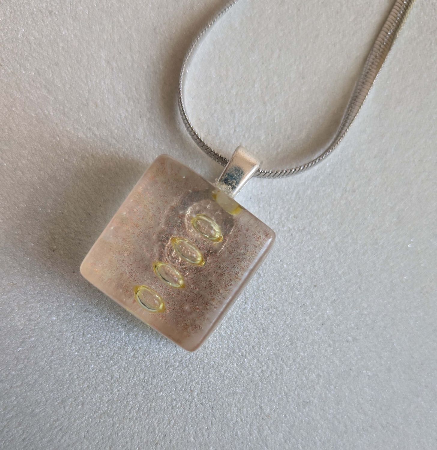 gebakken lucht _ zalmgeel 1 en 2