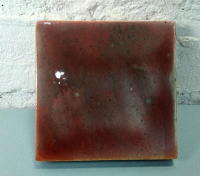 Изразцовая красно-зеленая плитка. Для фасада, кухни, камина, пола. 100х100х14мм