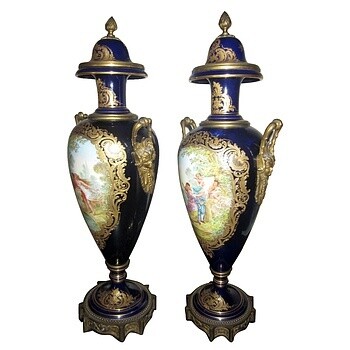 Vases en porcelaine