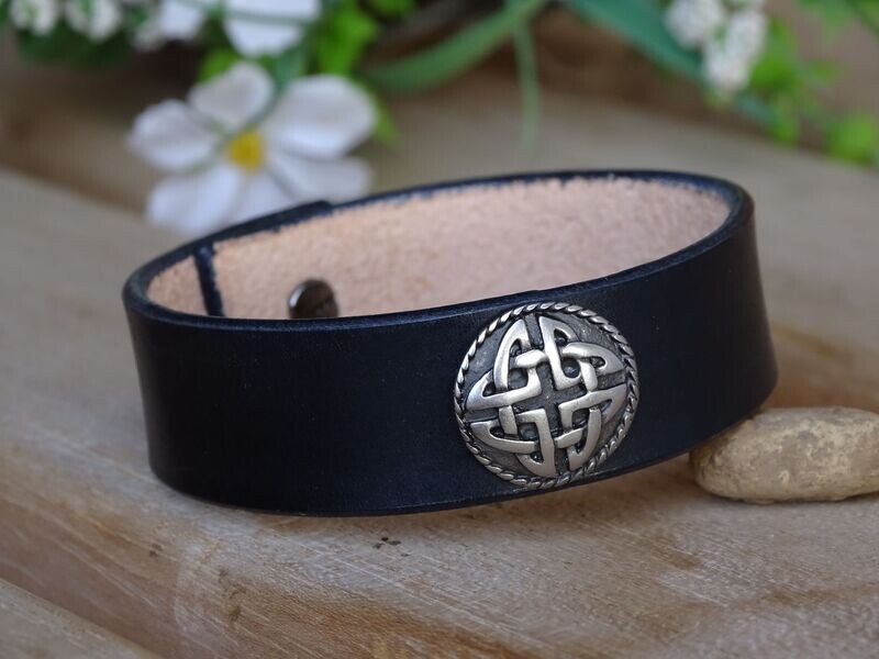 Lederarmband Schwarz, mit Keltischen Knoten