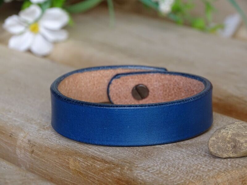 Schmales Lederarmband Königsblau Schmales Lederarmband Königsblau