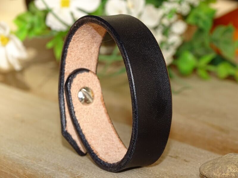 Schwarzes Lederarmband 1,5cm uni Schwarzes Lederarmband 1,5cm uni