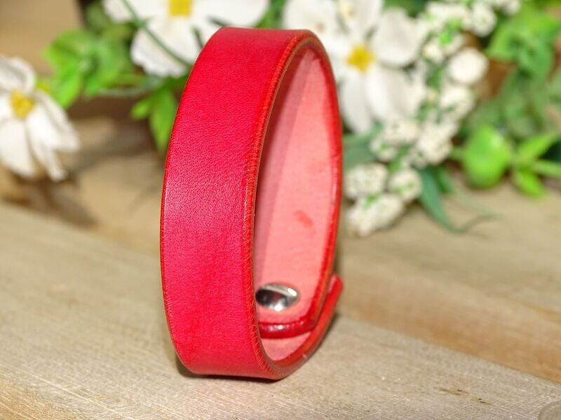 Rotes Lederarmband 1,5cm Gr. S Rotes Lederarmband 1,5cm Gr. S