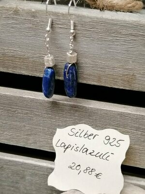 Ohrhänger Silber 925 mit je einem walzenförmigen Lapislazuli und gebürstetem Silberwürfel