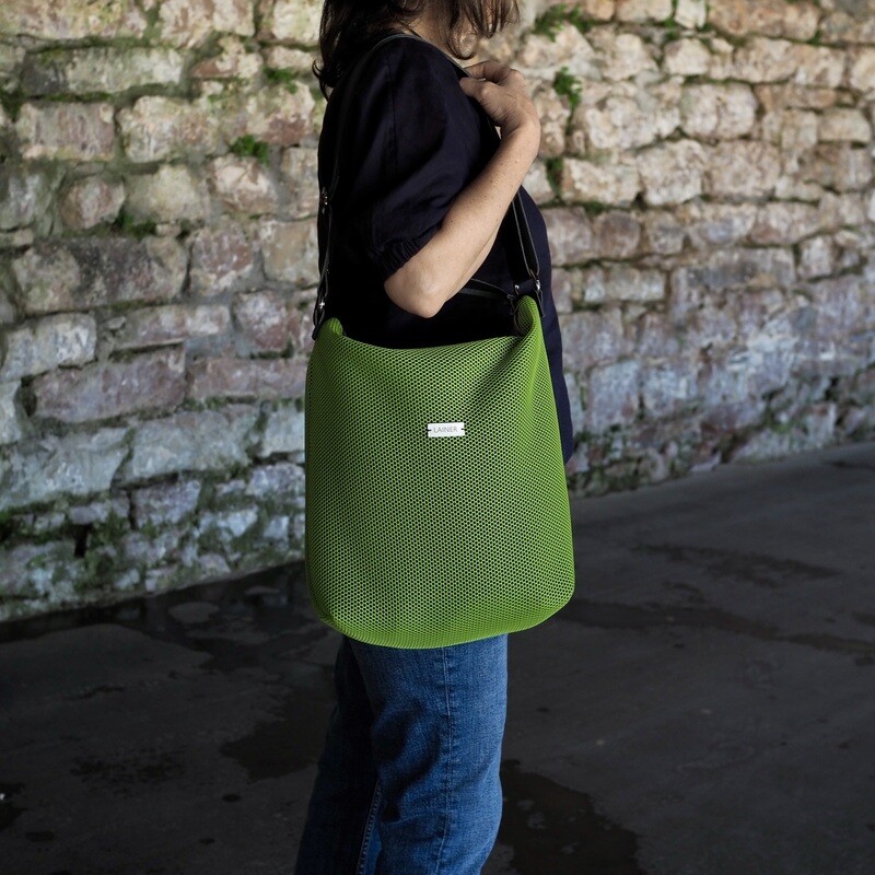 Bolso Bandolera grande color verde manzana