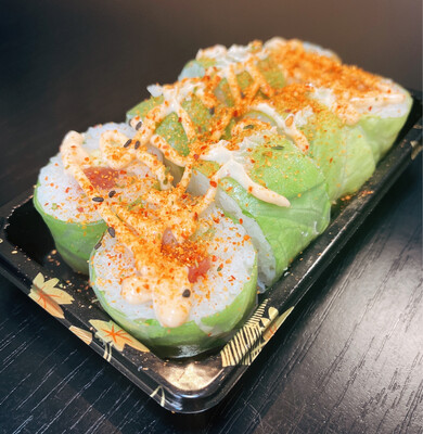 115.SPRING ZALM AVOCADO SPICY