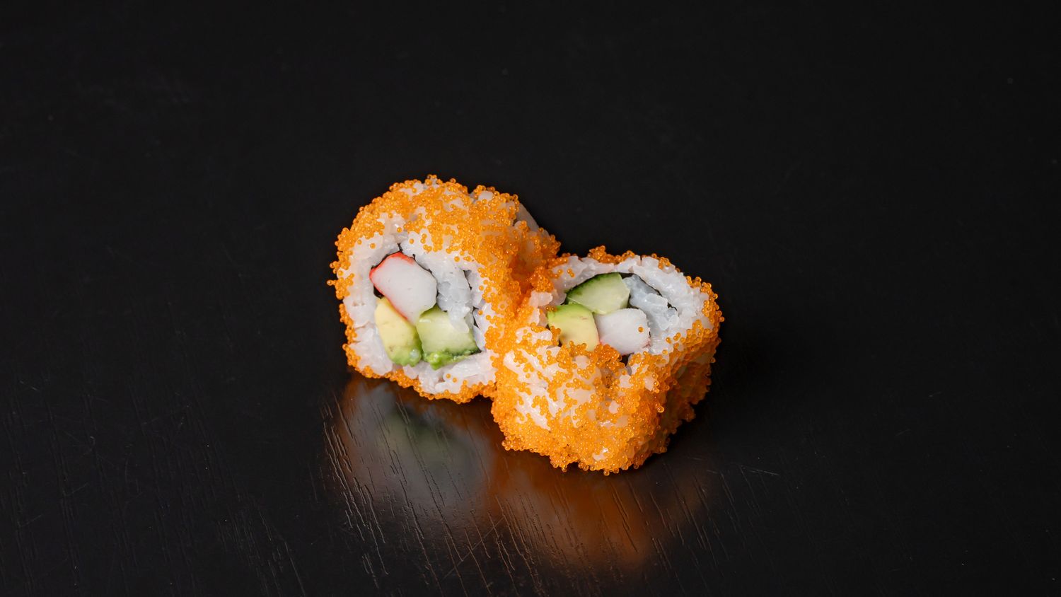 64.URAMAKI CALIFORNIA MASSAGO