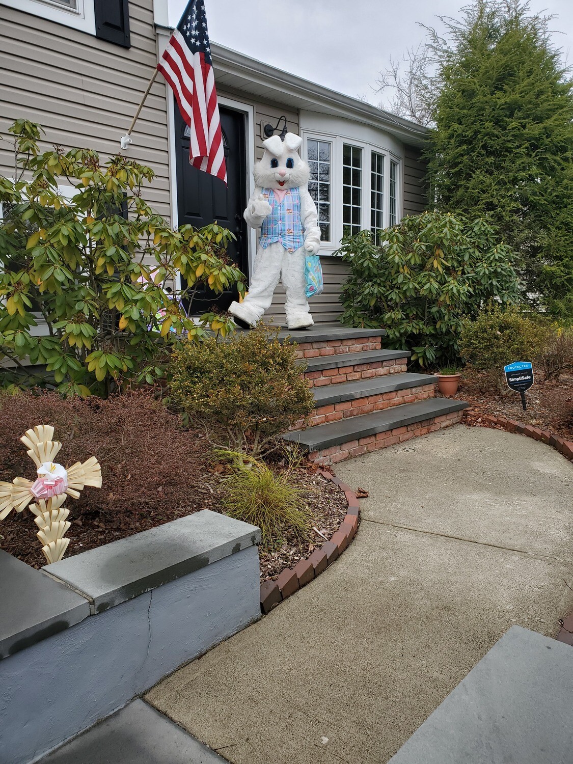 Easter Sunday Easter Bunny Visit- April 20, 2025