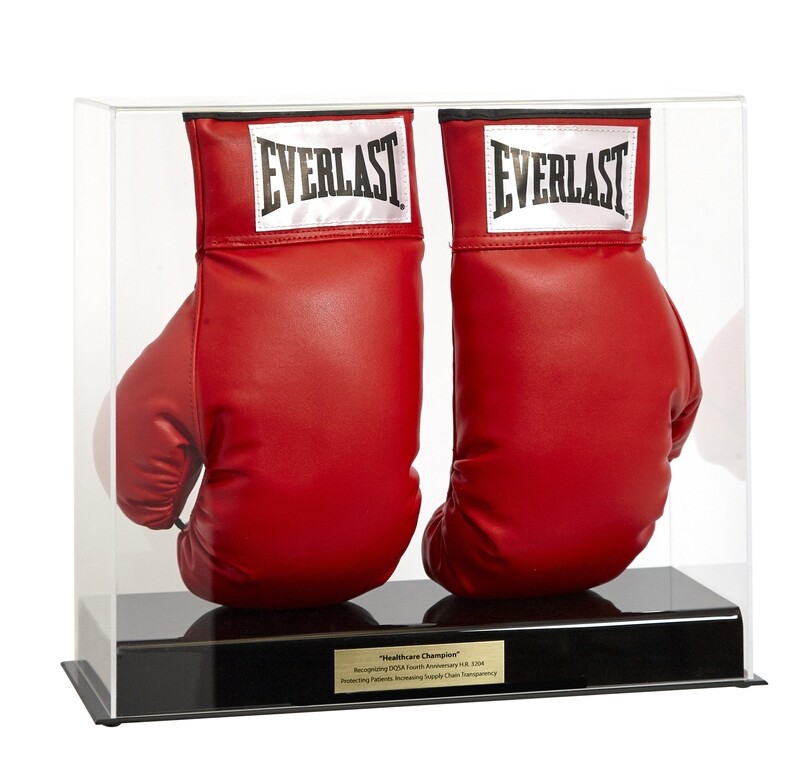 Pair of boxing gloves