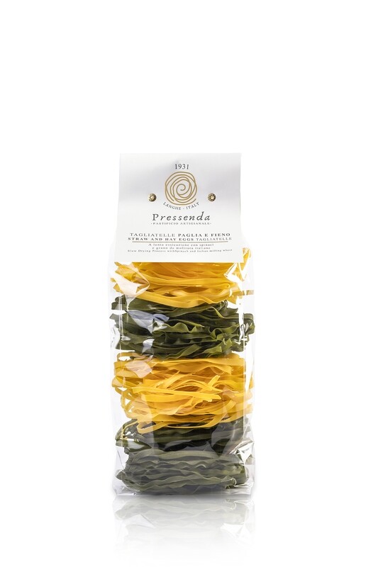 TAGLIATELLE PAGLIA E FIENO