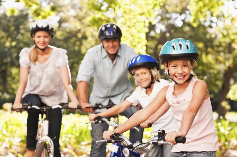 Begleitpersonen mit Fahrrad