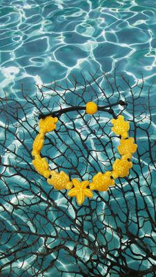 Bracciale tartarughe in ceramica colore giallo limone.