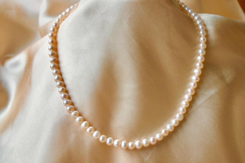 Sermë Necklace