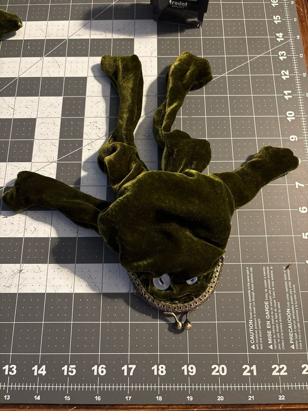 Velvet, Frog Coin Purse