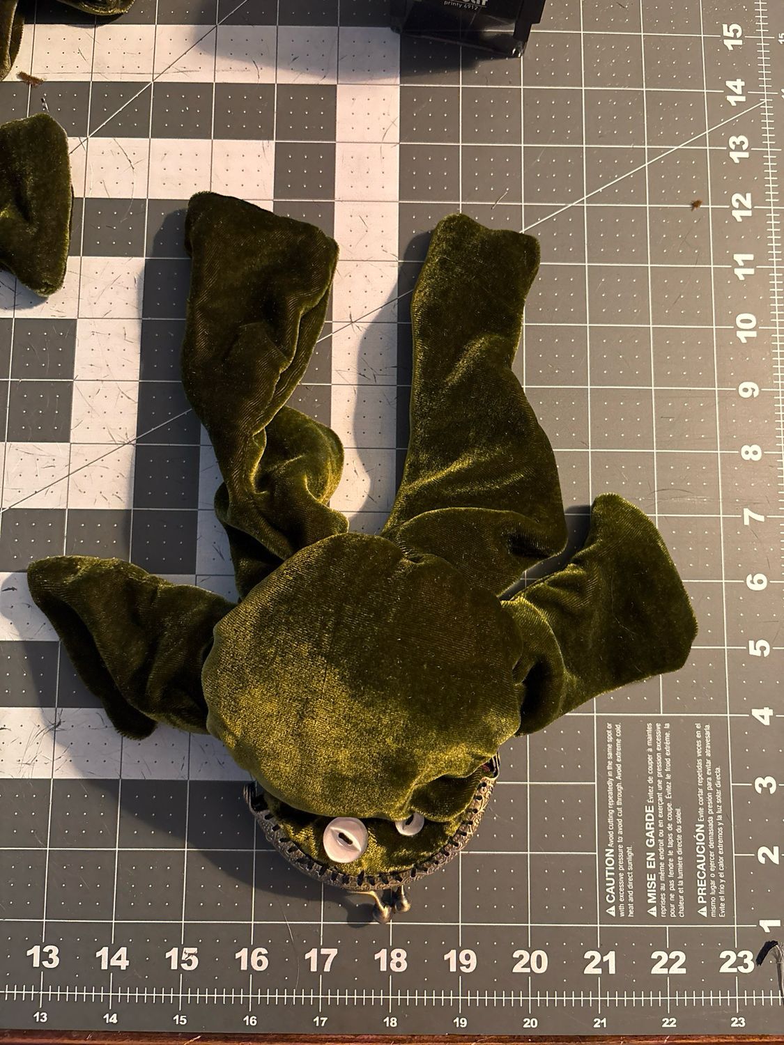 Velvet, Frog Coin Purse