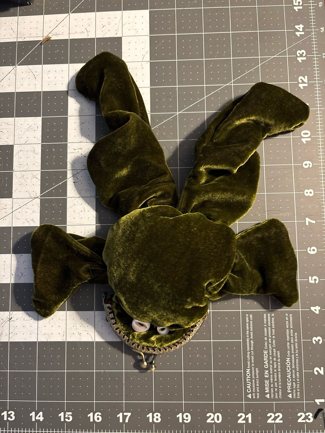 Velvet, Frog Coin Purse