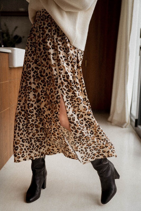 Animal Print Slid Slit Long Skirt