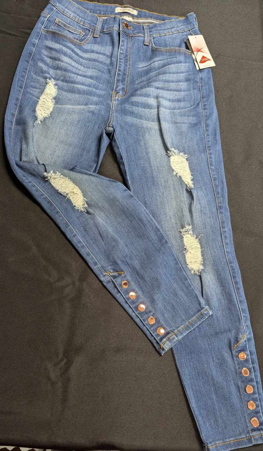 Vibrant Jean Distressed
