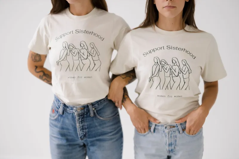 Support Sisterhood Graphic T-Shirt