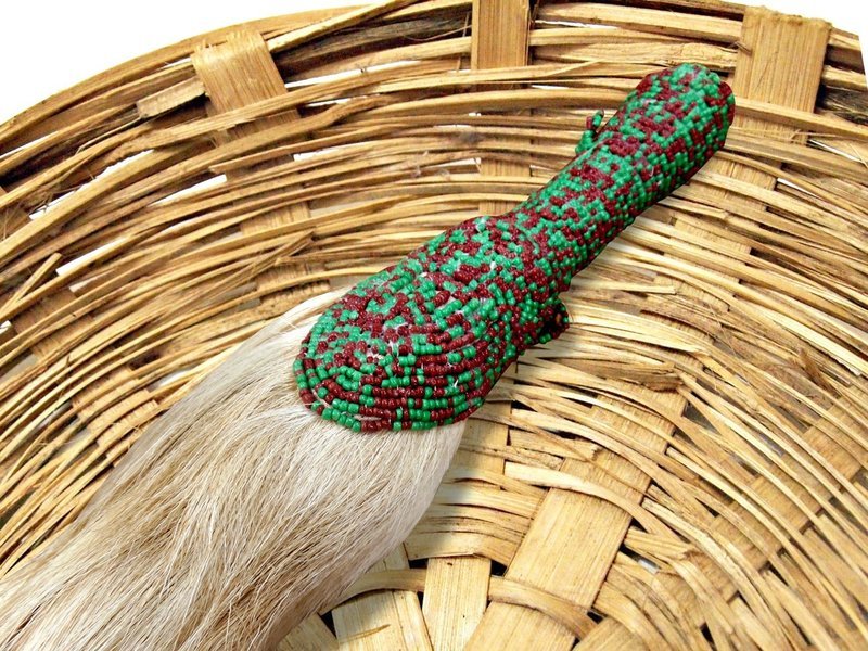 Irukere - Beaded Handle (Ibadan)