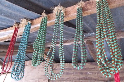 Bead Necklace - Cylinder Shaped Bead (Medium Size)