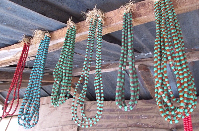 Bead Necklace - Cylinder Shaped Bead (Medium Size)