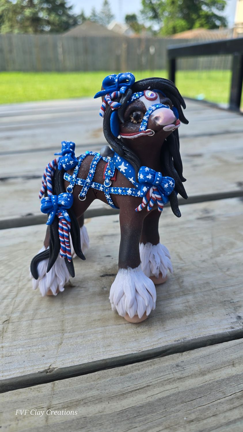 Harness pony