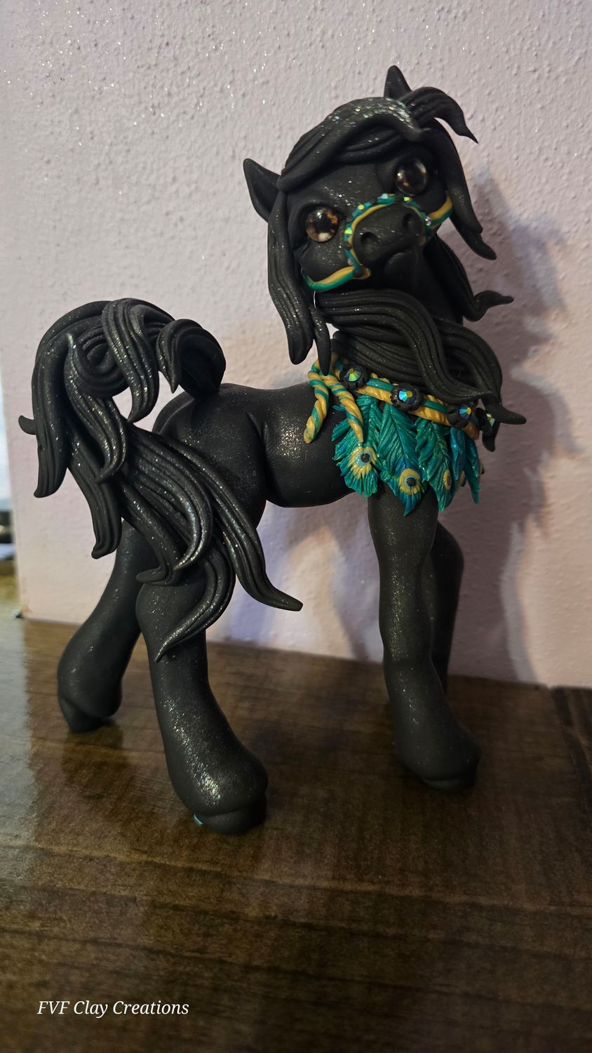 Peacock set black arabian