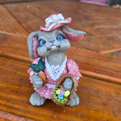 Female bunny ( pick your colors)