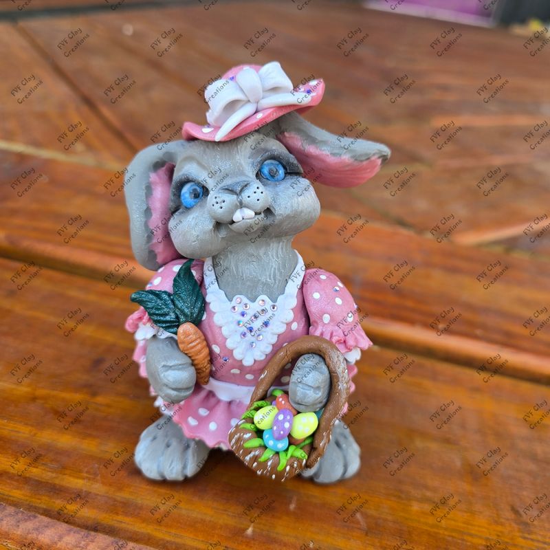 Female bunny ( pick your colors)