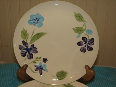 Kanedai Salad Plate, Violet Pattern, 7.75" Dia, Japan