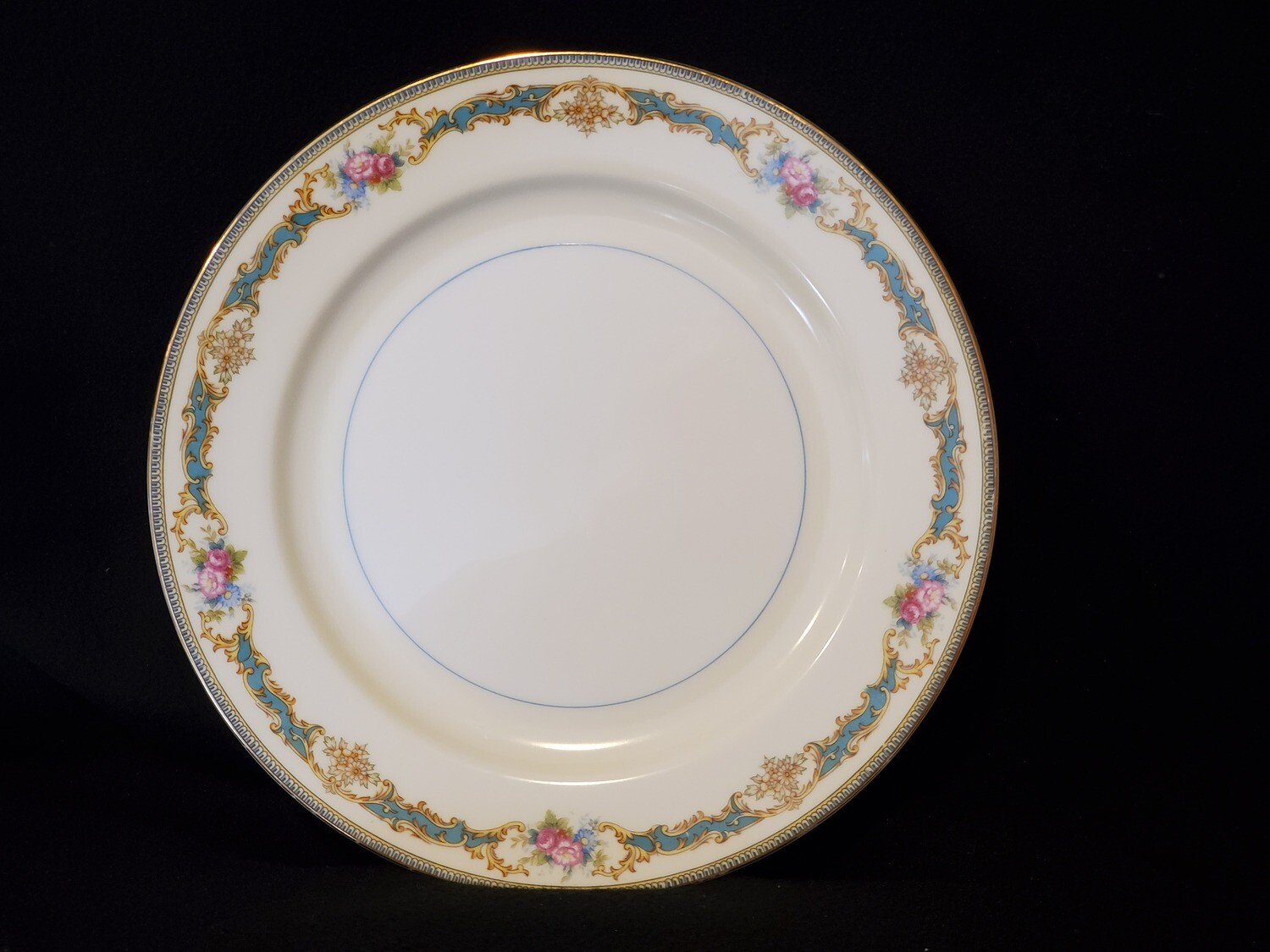 Noritake Dinner Plate 10" W, Porcelain, Althea pattern,