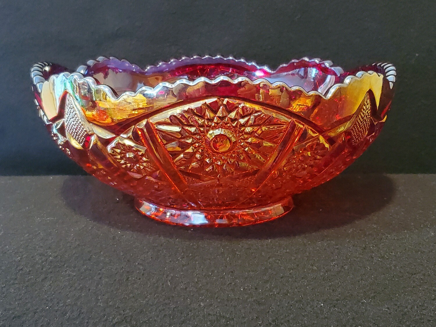 ​Indiana Glass, Cupped Bowl, Heirloom Sunset Red, Amberina Carnival, 8.5&quot;