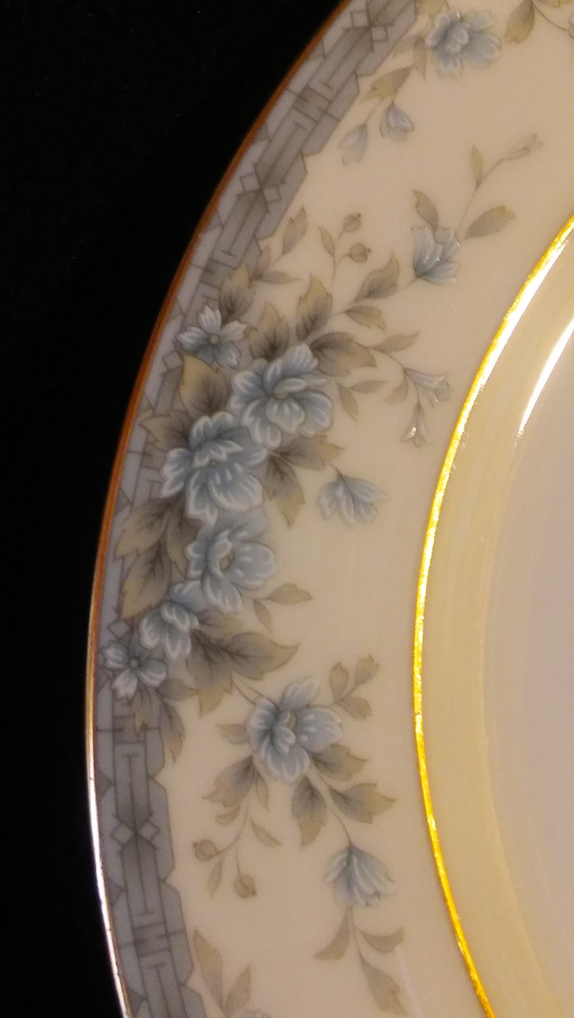 Noritake Contemporary, Salad Plate 8 3/8", Avalon Pattern #3390