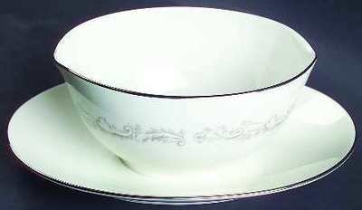 Gravy Boat w/underplate