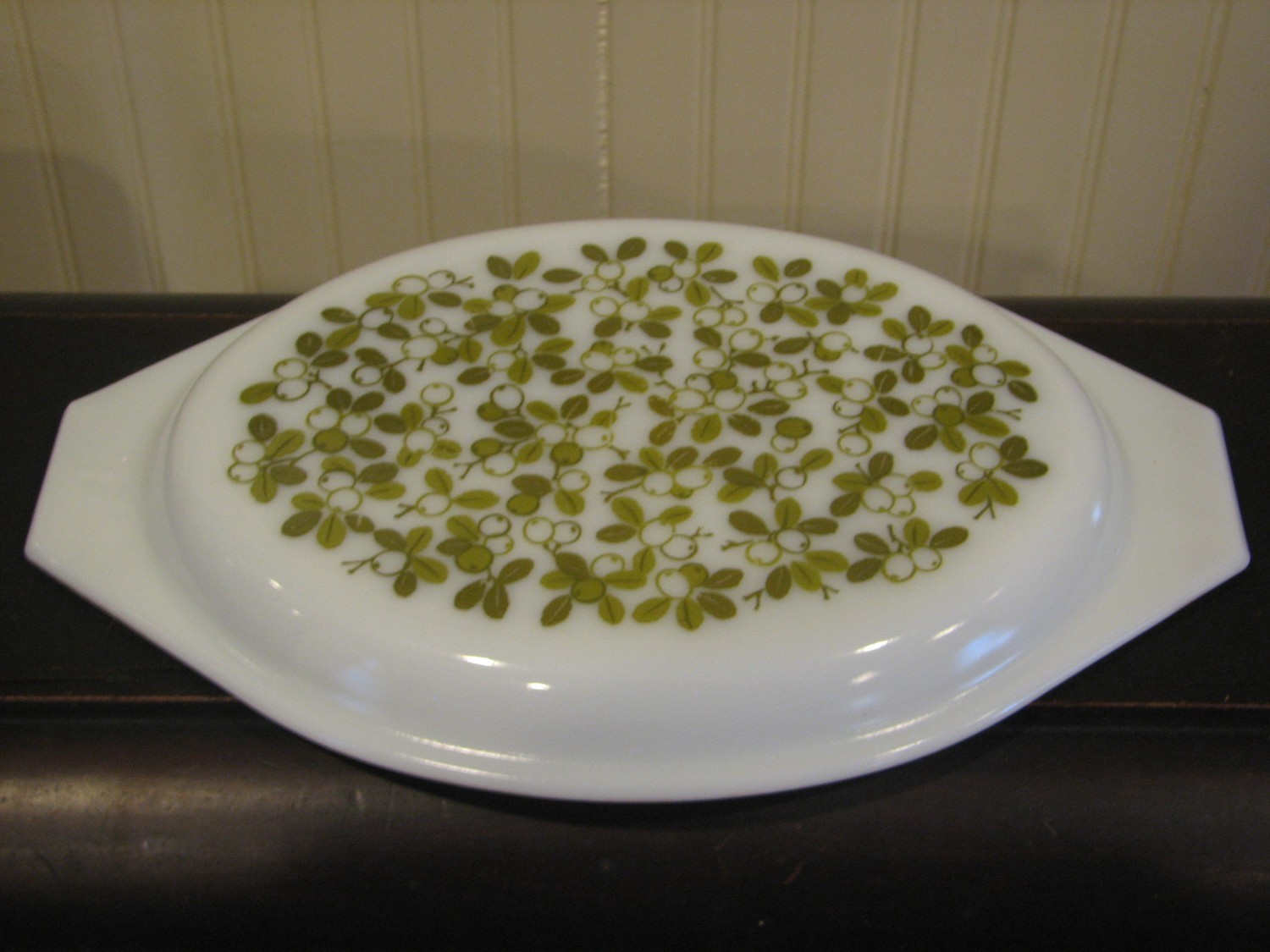 Pyrex Casserole or divided dish cover ONLY, Verde Green Olive Motif Pattern