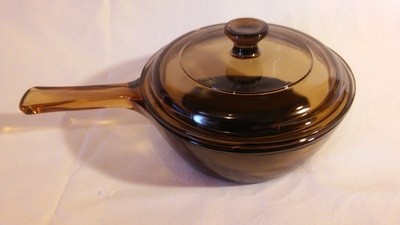 Corning Ware Visions Sauce Pan, .5L with Cover & Non Stick Bottom, Amber