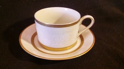 Mikasa Fine China, Flat Cup & Saucer, Antique Lace Pattern #L5531