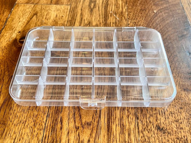 Clear 24 Compartment Fly-Bead-Hook Box